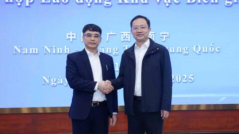 Đoàn công tác Sở Nội vụ tỉnh Lạng Sơn tham dự Tọa đàm về lao động xuyên biên giới và triển lãm thành tựu về hợp tác lao động tại thành phố Nam Ninh, Quảng Tây, Trung Quốc