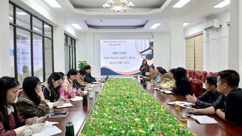 Trung tâm Dịch vụ việc làm tập huấn triển khai Luật việc làm 2025